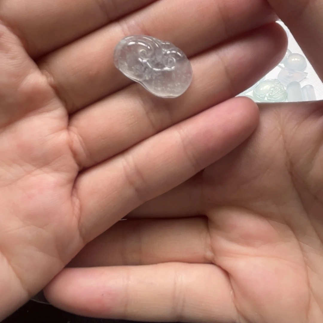翡翠裸石缅甸翡翠