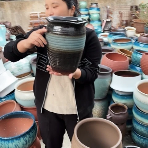 口20高26瑕疵一个盆子。