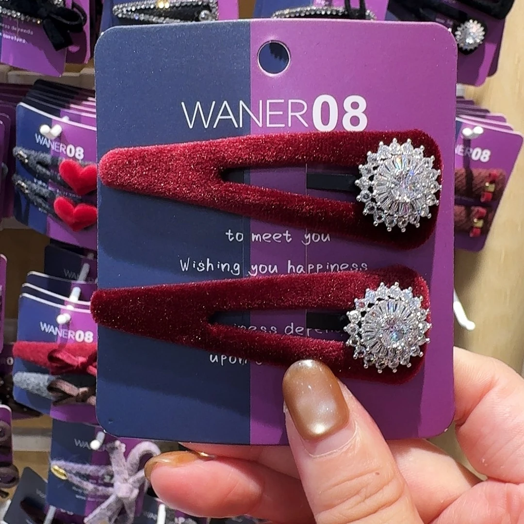 皮质非金属红色发夹