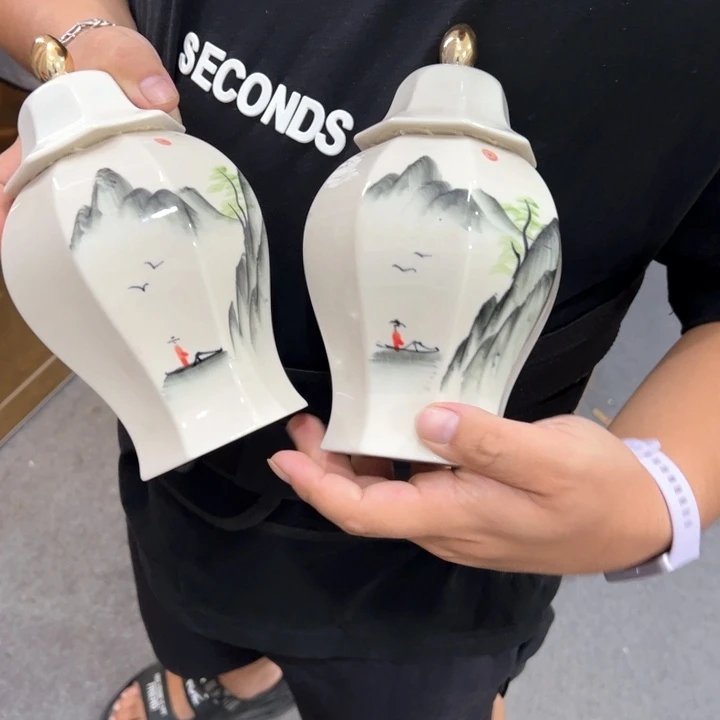 瑕疵福利品陶瓷茶叶罐介意勿拍
