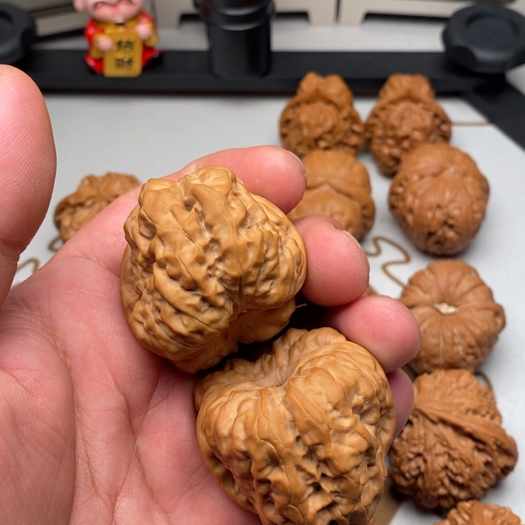 把件文玩核桃延庆开背蛙边43肚47尺