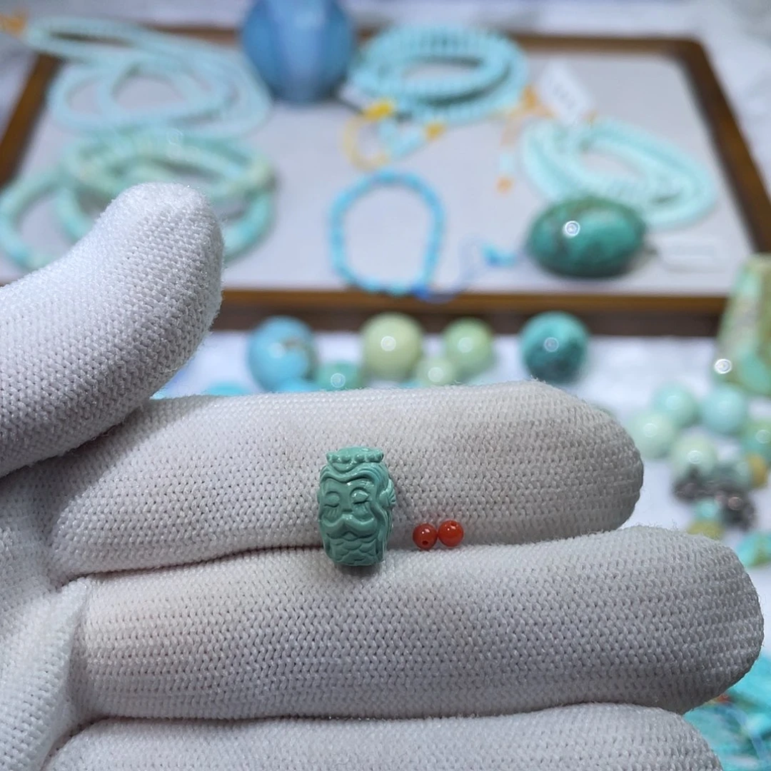 南红玛瑙未镶嵌珠宝奇石