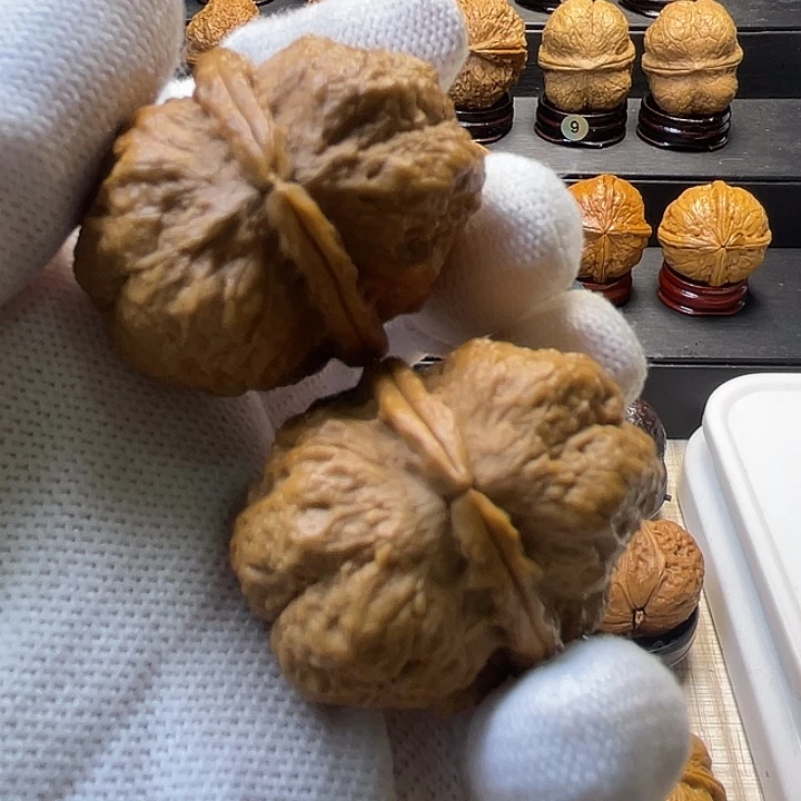 文玩核桃吊坠蚂蚁纹金蟾39尺9Y