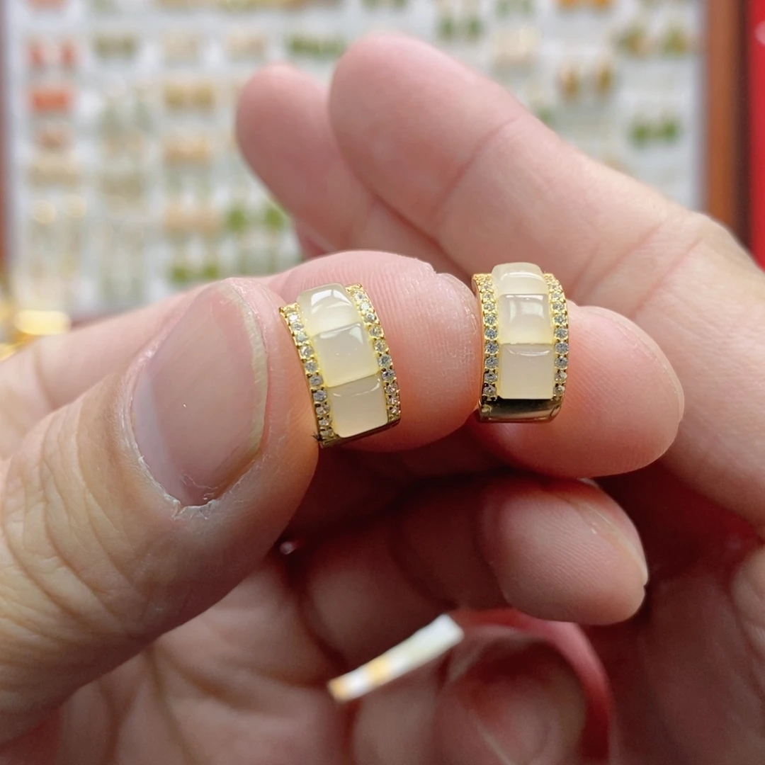 和田玉银S925镶嵌耳饰