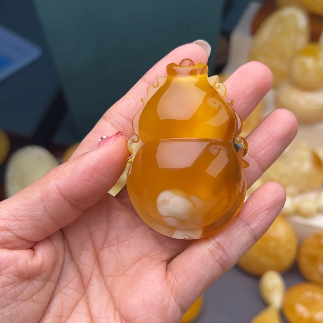 琥珀颈饰未镶嵌纯天然琥珀蜜蜡无优化