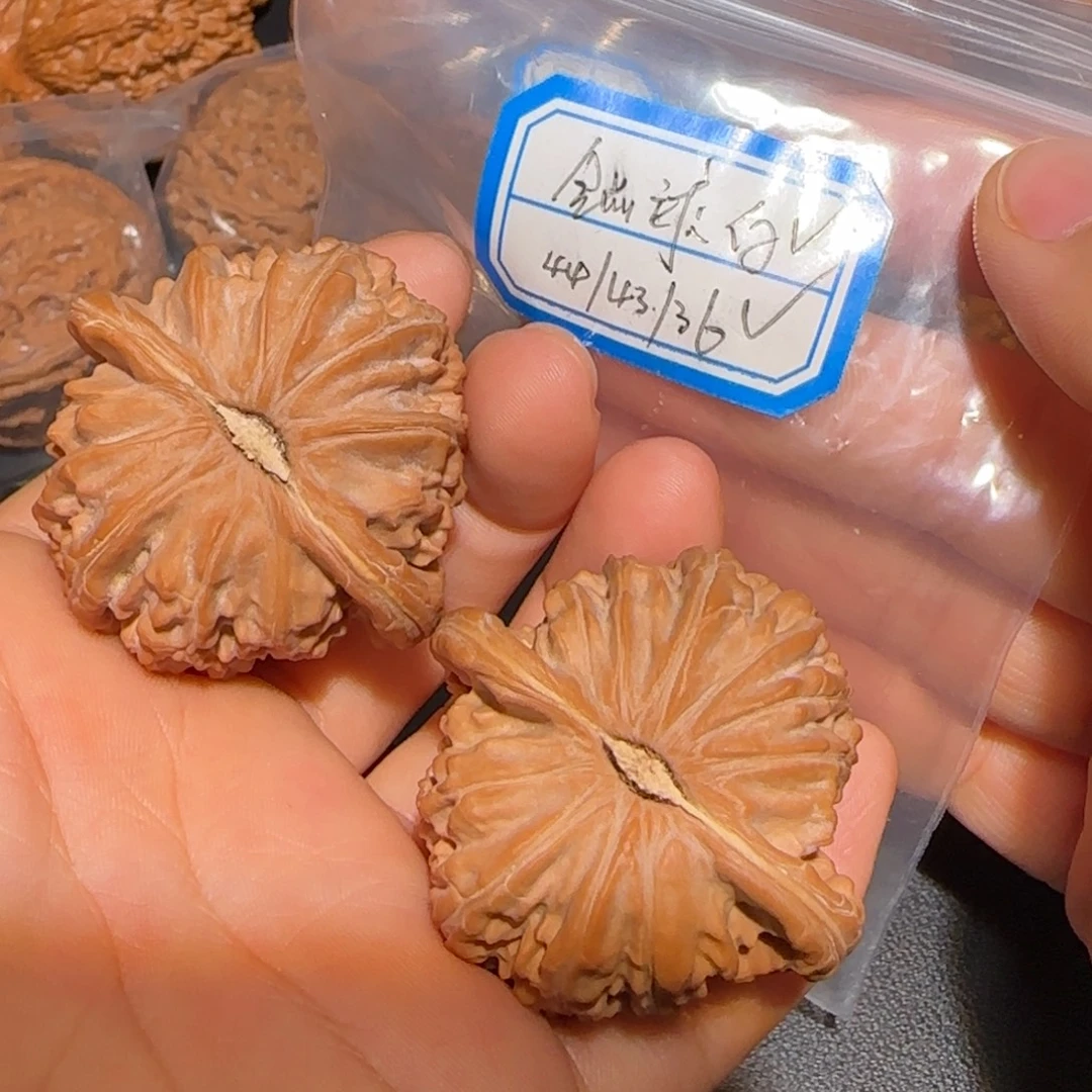把件文玩核桃飞飞飞飞