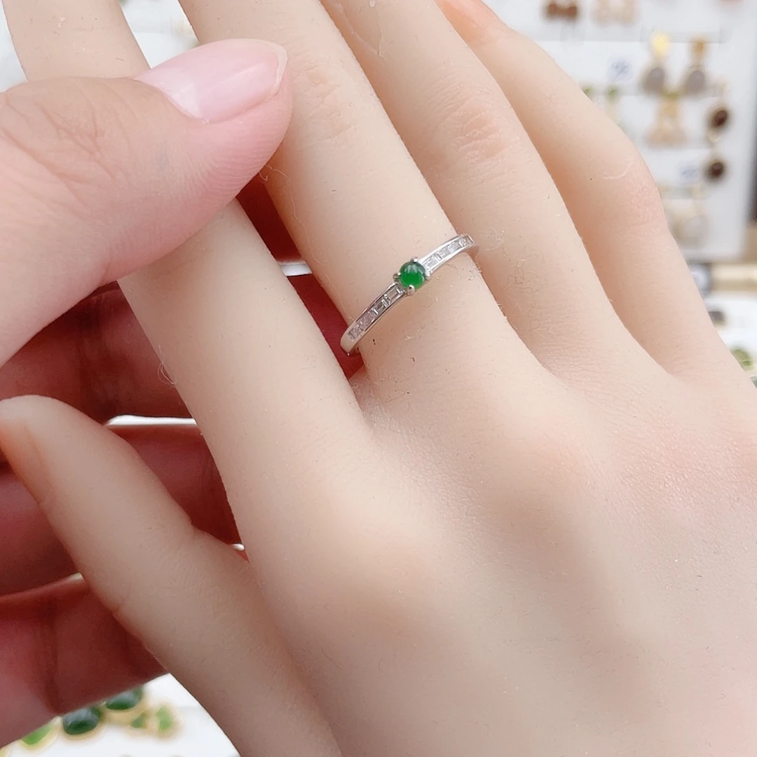 和田玉银S925镶嵌耳饰