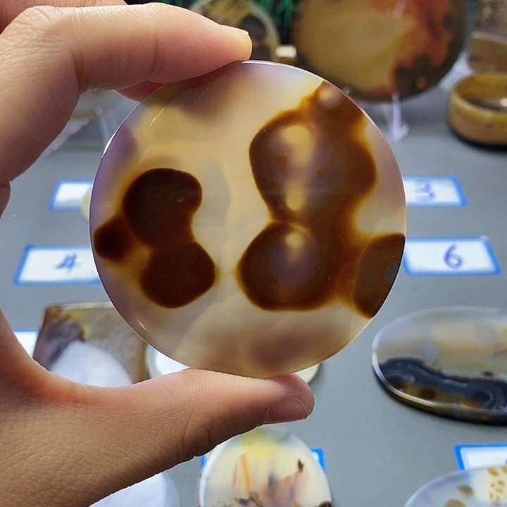 玛瑙/玉髓未镶嵌珠宝半成品76