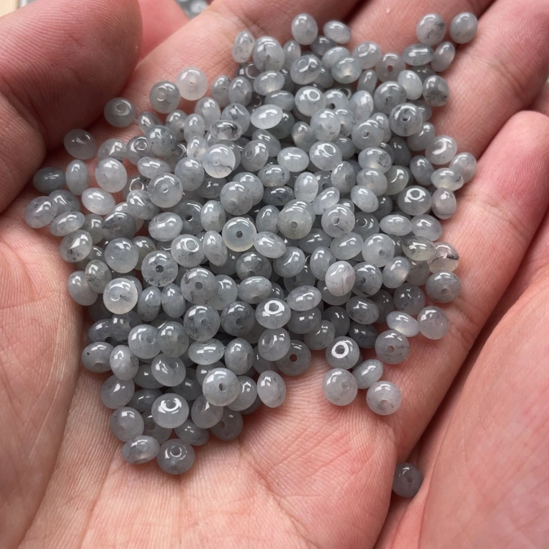 颈饰未镶嵌翡翠5.8一颗