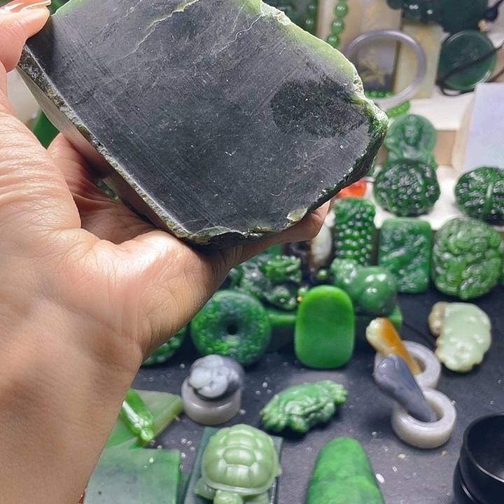 和田玉未镶嵌珠宝半成品