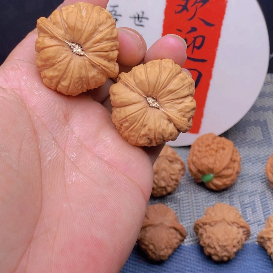 文玩核桃吊坠40.5南瓜墩