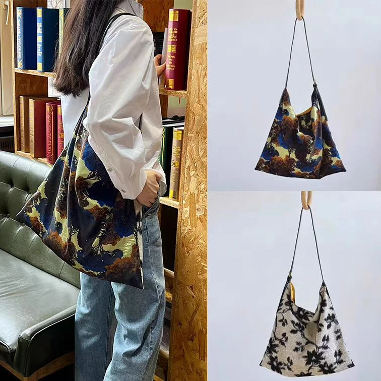 2025新款大容量双面复古时髦神秘森林油画包休闲包托特包通勤包