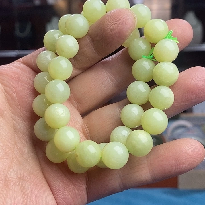 和田玉未镶嵌手串