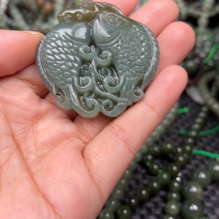 颈饰未镶嵌和田玉