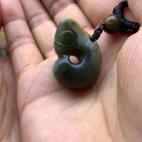 【闪购商品】未镶嵌岫岩河磨玉（透闪石质玉）挂件