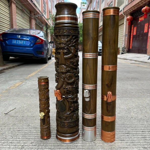 绿檀木雕龙工艺品云南特色烟筒高端设计