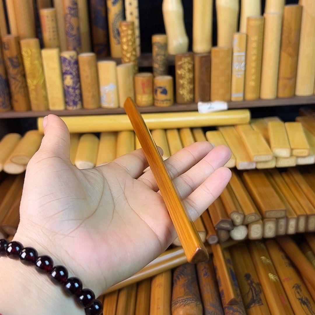 实心玉竹手把件三角