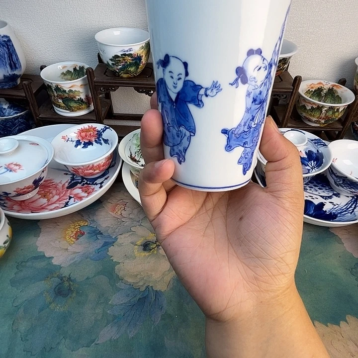 忠意堂釉下彩童子微瑕不退