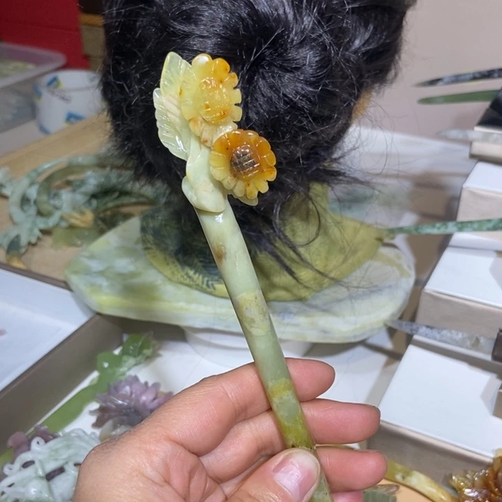 蛇纹石玉发饰未镶嵌