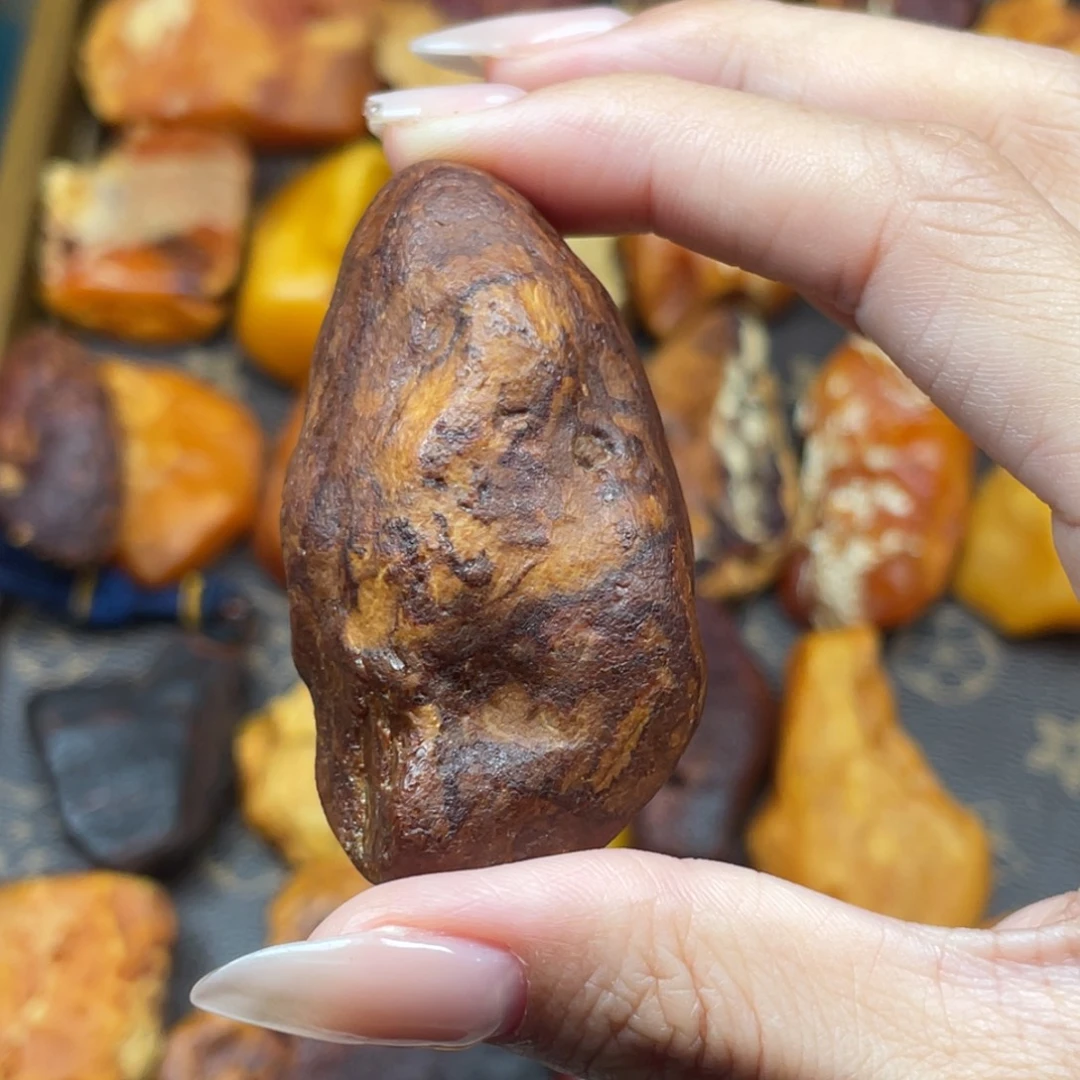 琥珀未镶嵌珠宝奇石