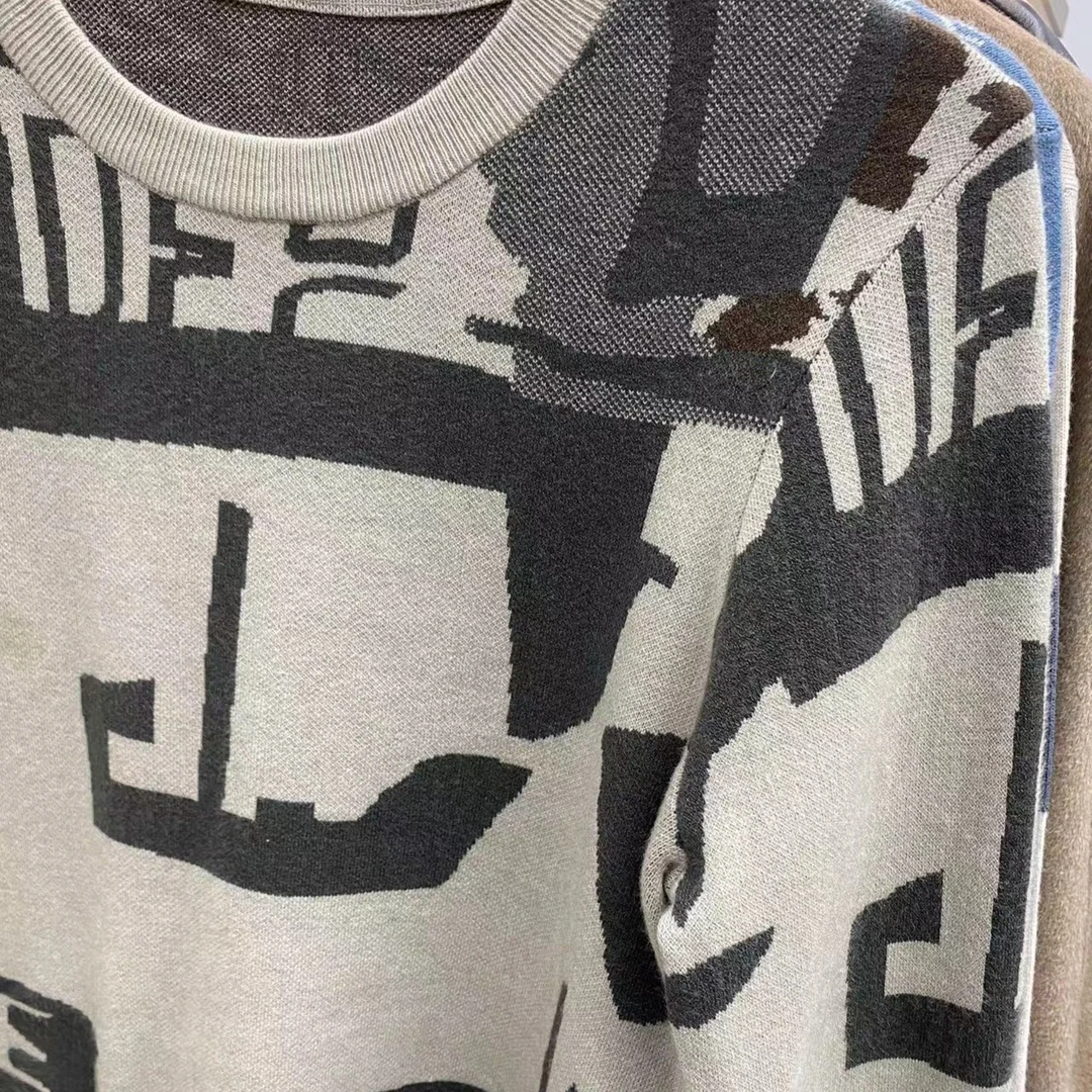 男士时尚混纺印花圆领长袖休闲秋冬针织毛衣