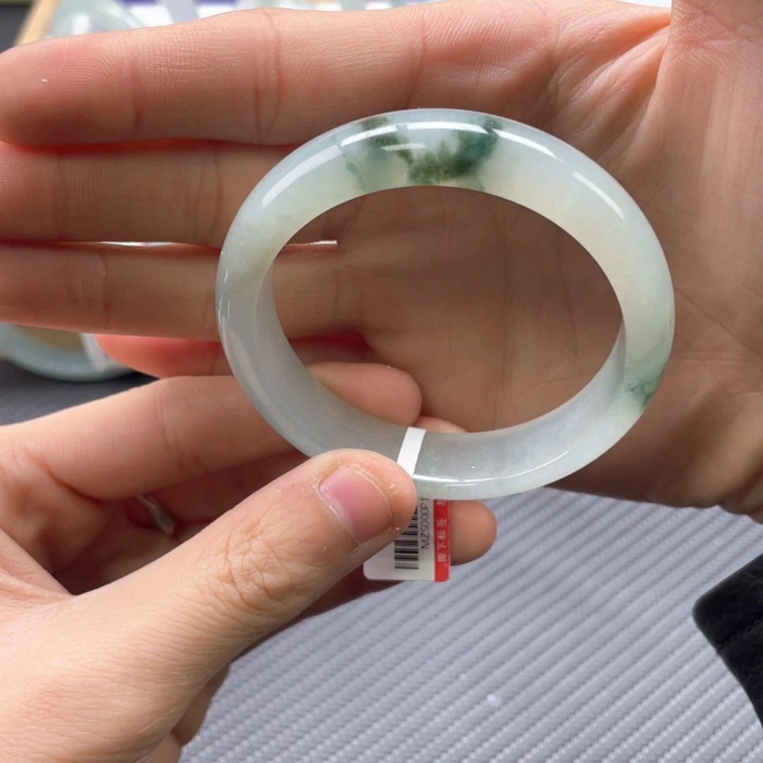 翡翠手镯未镶嵌天然缅甸a货翡翠手镯