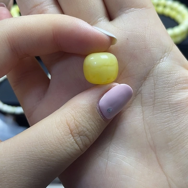 琥珀未镶嵌珠宝奇石13.5 12微瑕