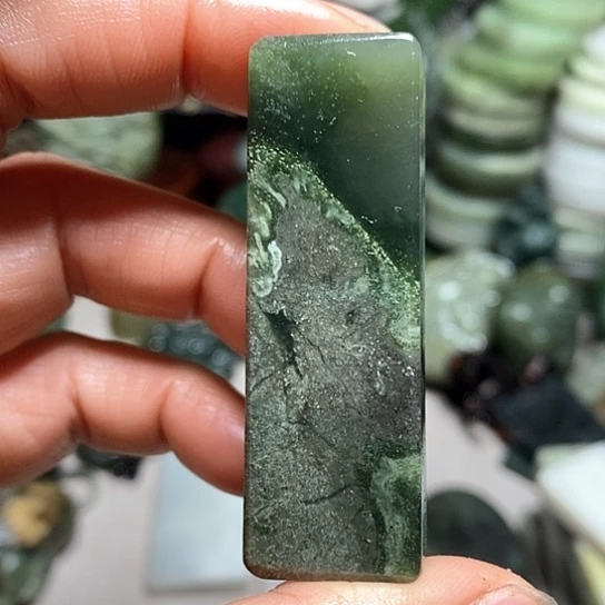 未镶嵌和田玉（糖玉）珠宝半成品
