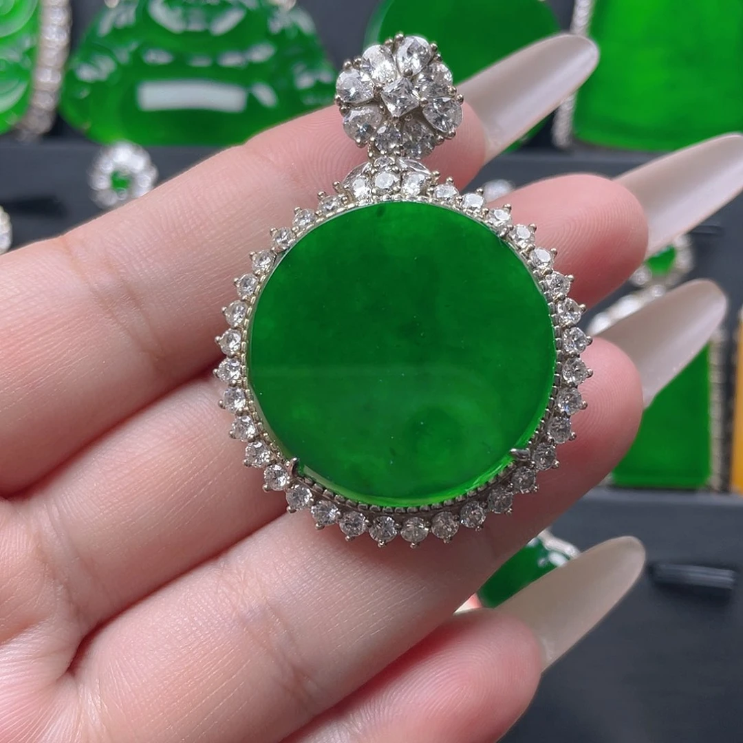 颈饰银S925镶嵌翡翠圆牌