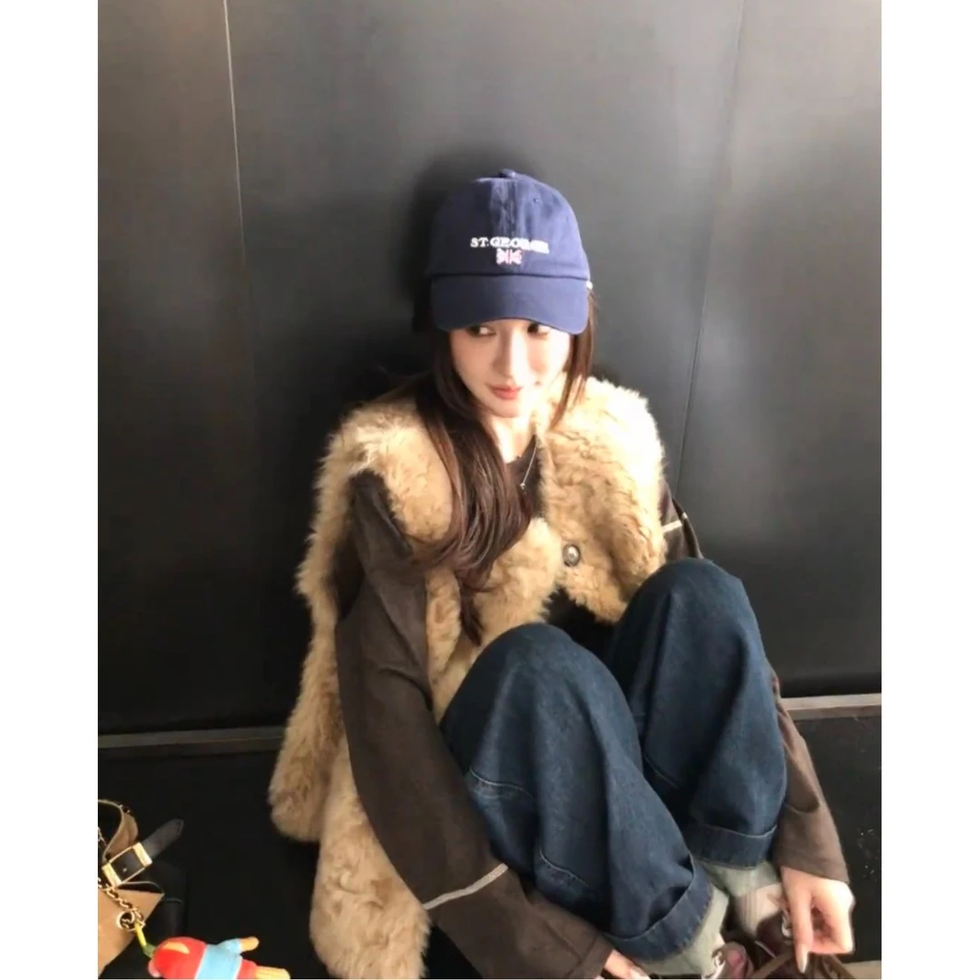 人造皮草 欧尼马甲”2025秋冬季仿羊羔毛皮草马甲V立领女马夹时尚