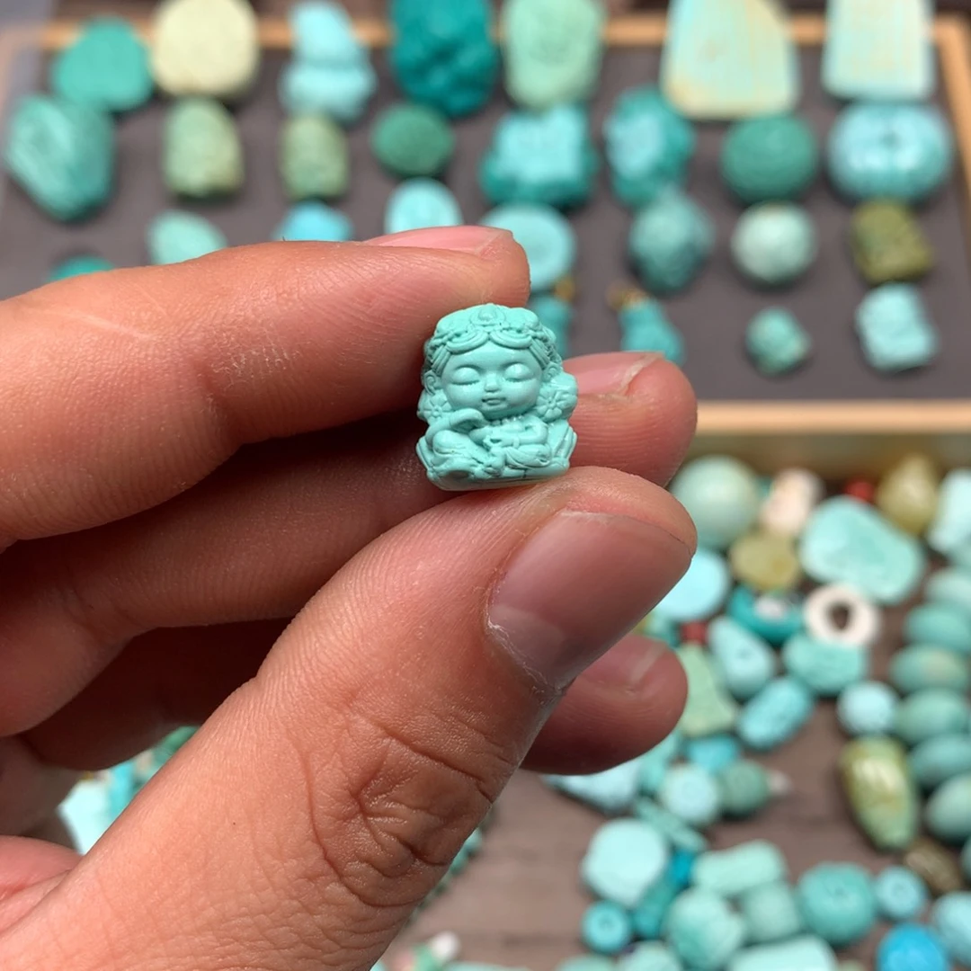 绿松石雕刻未镶嵌