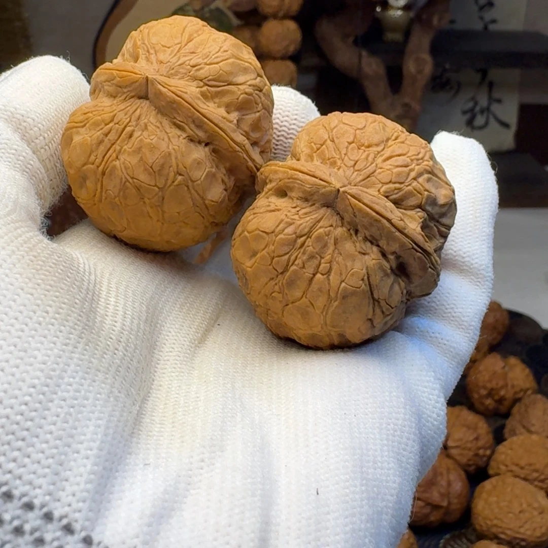 ﹌***﹌把件文玩核桃水晶龙甲40.0