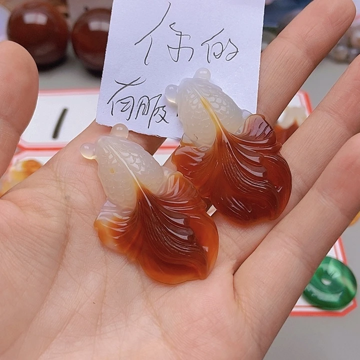 【闪购商品】玛瑙/玉髓未镶嵌珠宝半成品你*人