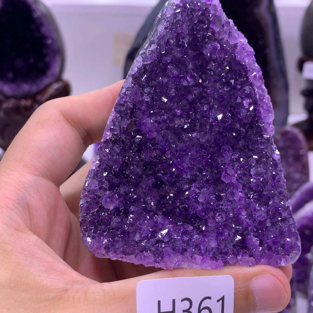 织绣乌拉圭紫水晶摆件361