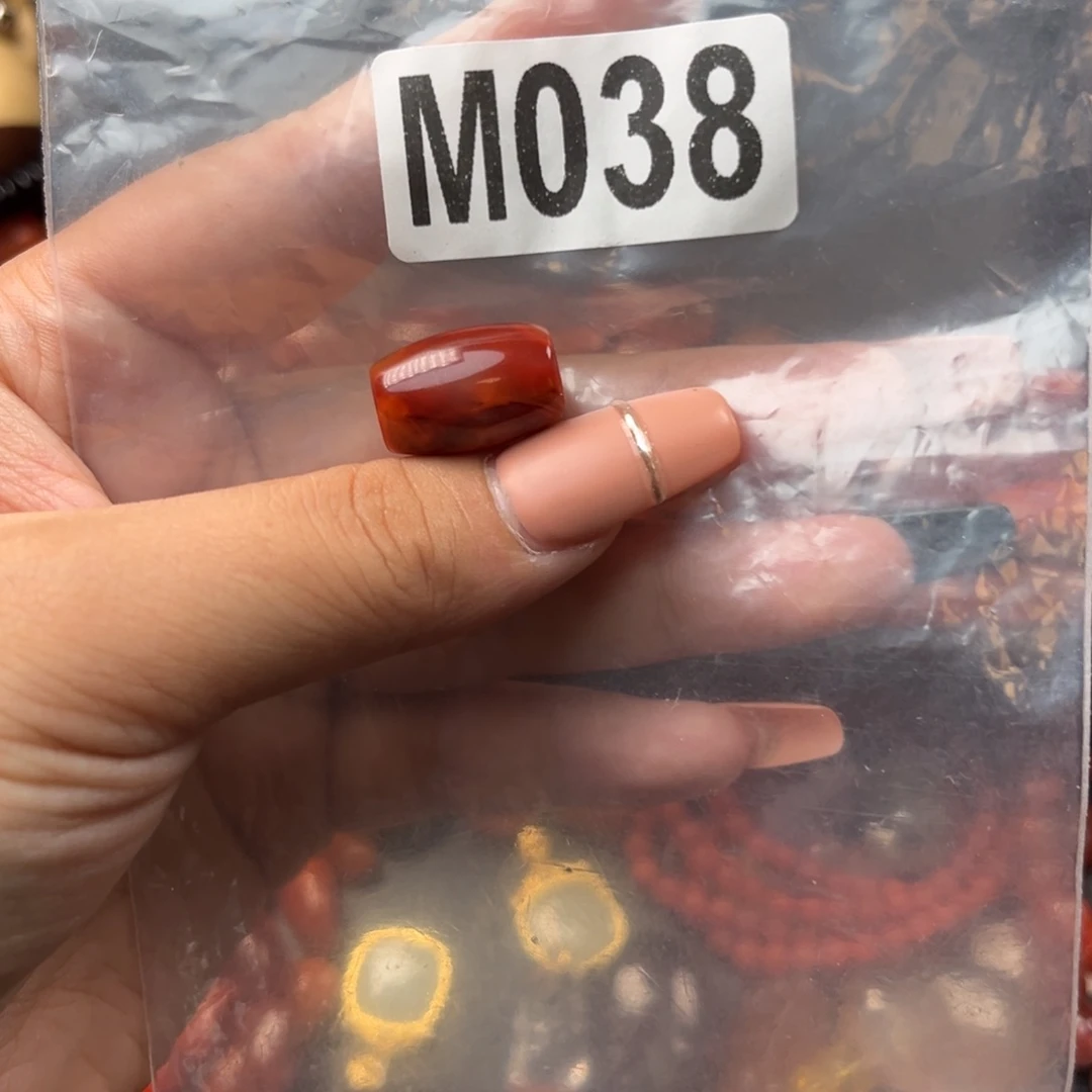 手链未镶嵌南红玛瑙枫**?微瑕