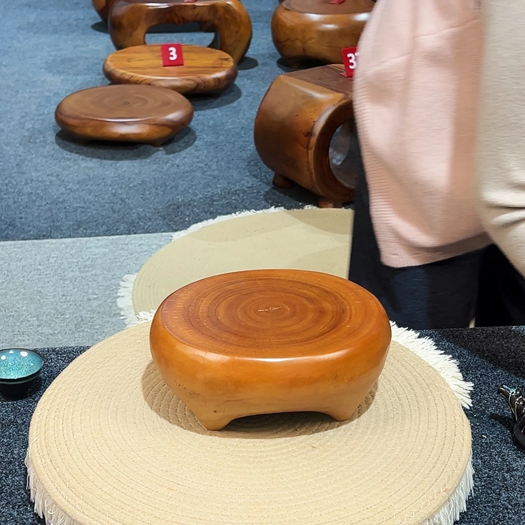 5 号香樟木尺寸：24-20-10