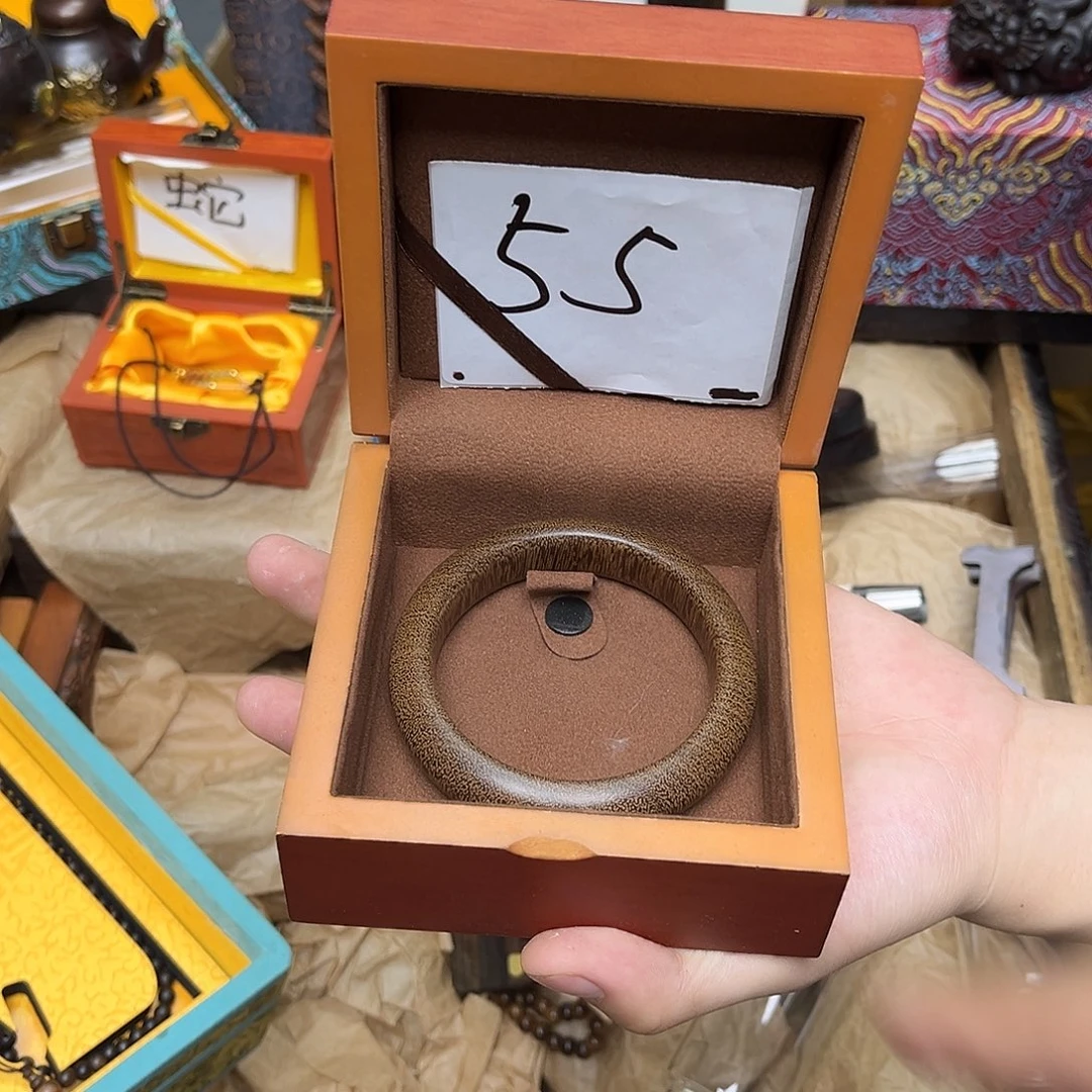 大叶紫檀（黑酸枝木类）