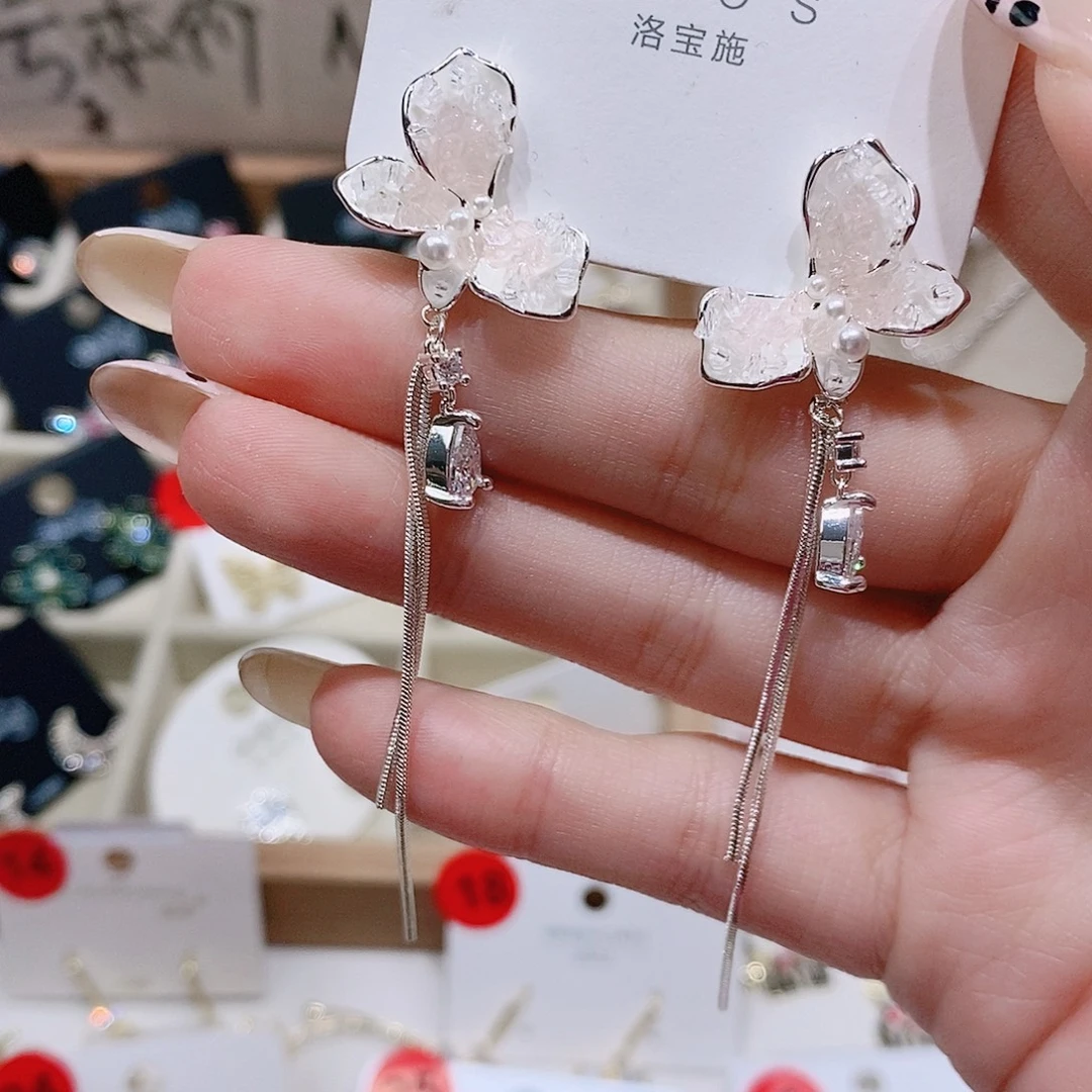 锆石铜合金合金银色