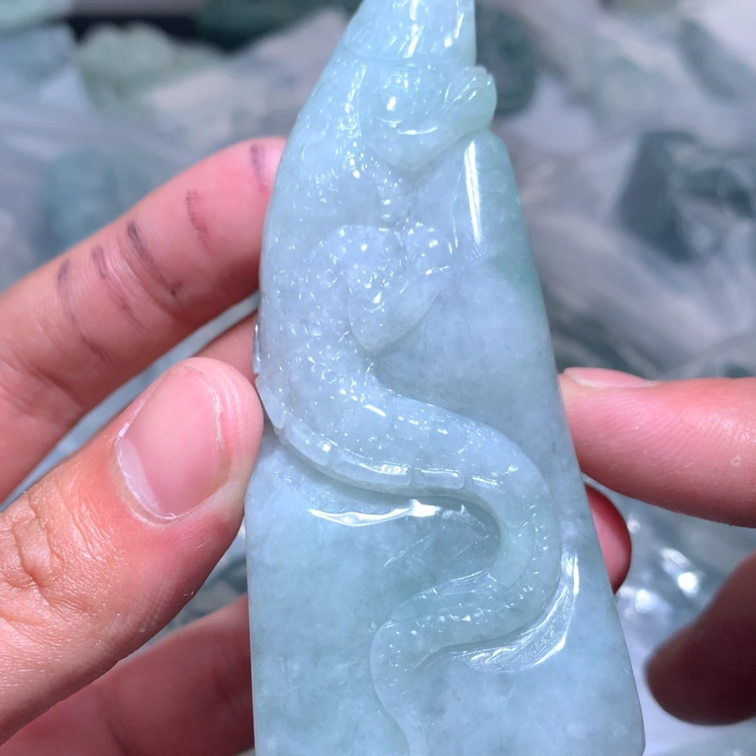 翡翠未镶嵌颈饰保真天然a货翡翠
