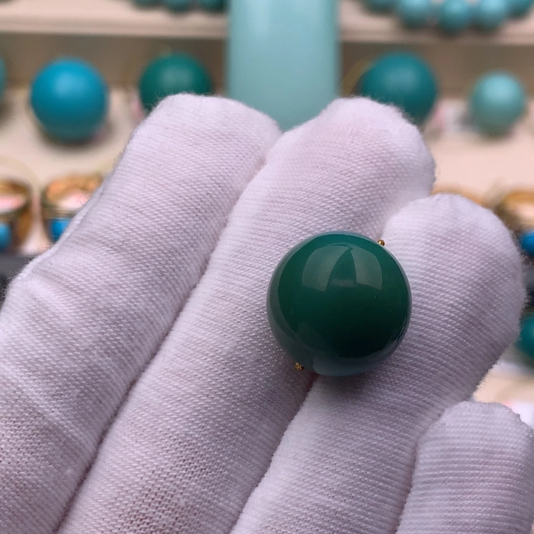 绿松石未镶嵌珠宝奇石15