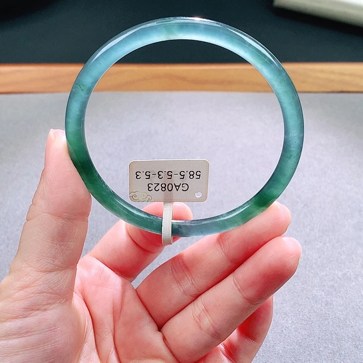 翡翠未镶嵌手镯天然翡翠手镯a货