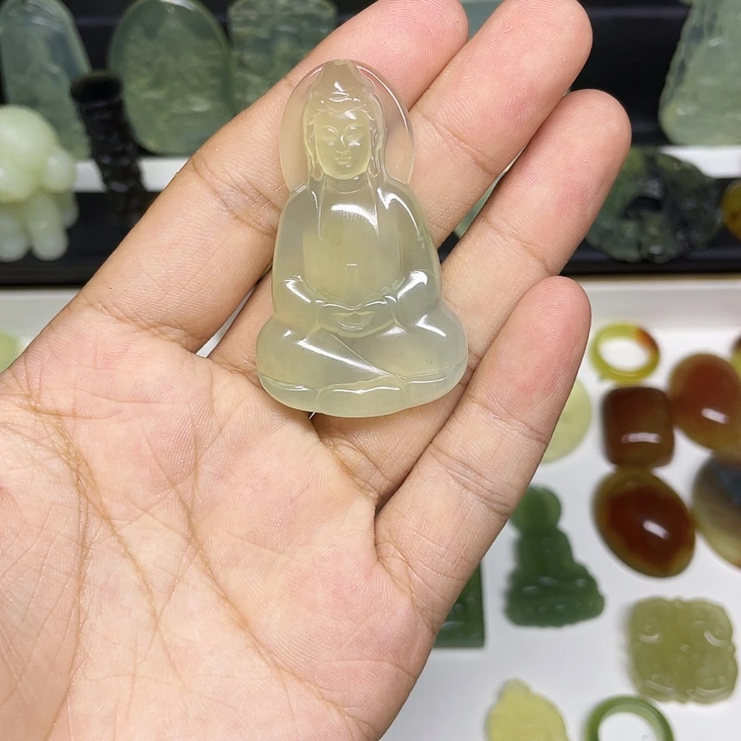 未镶嵌蛇纹石玉颈饰