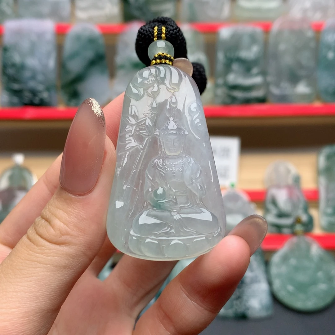 颈饰未镶嵌翡翠观音