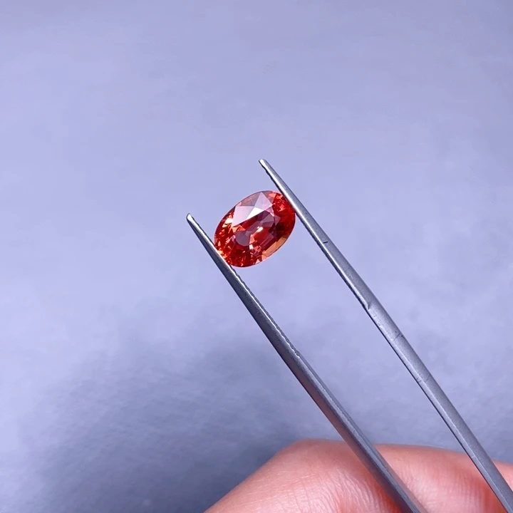 蓝宝石裸石未镶嵌2.52ct