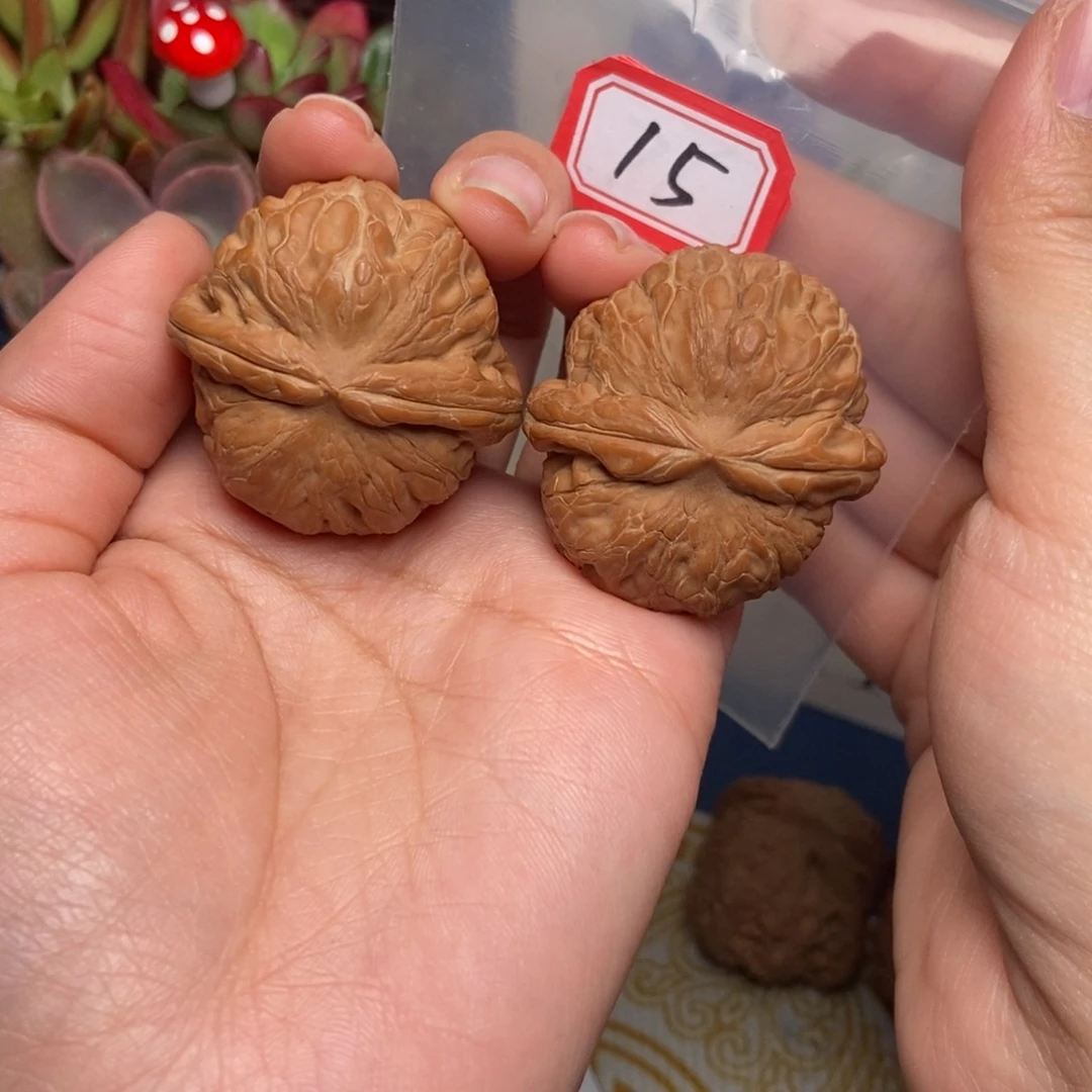 文玩核桃吊坠15号 球宝 39