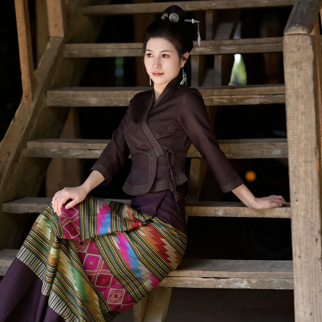 傣族服装女高端定制复古气质传统民族风西双版纳服饰高级显瘦套装