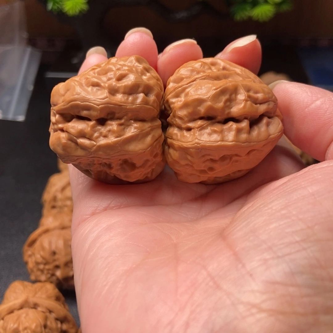 文玩核桃把件蛤蟆头38