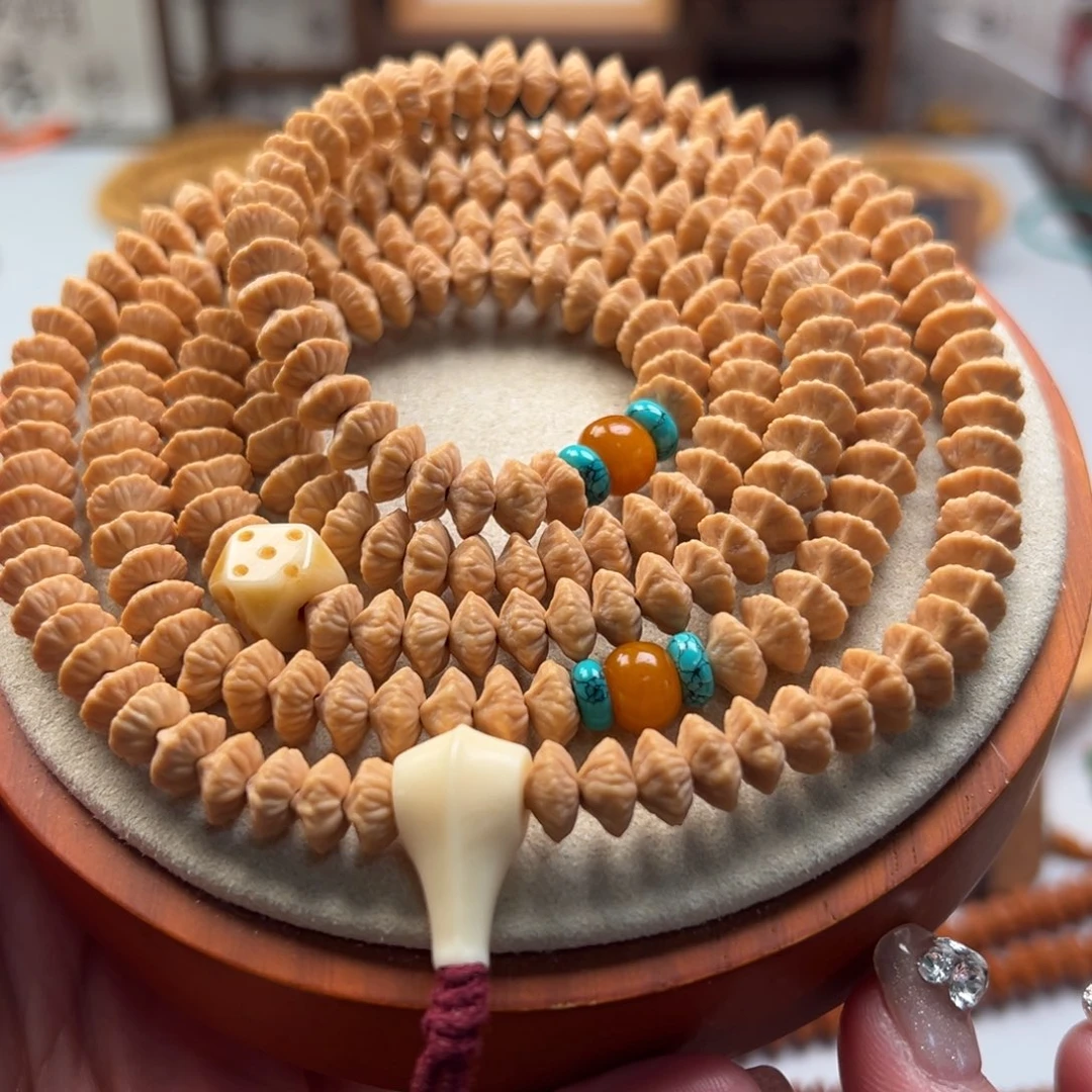 莲花菩提吊坠新春福利【麒麟】