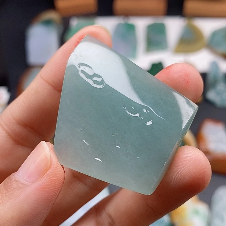 定制翡翠未镶嵌翡翠