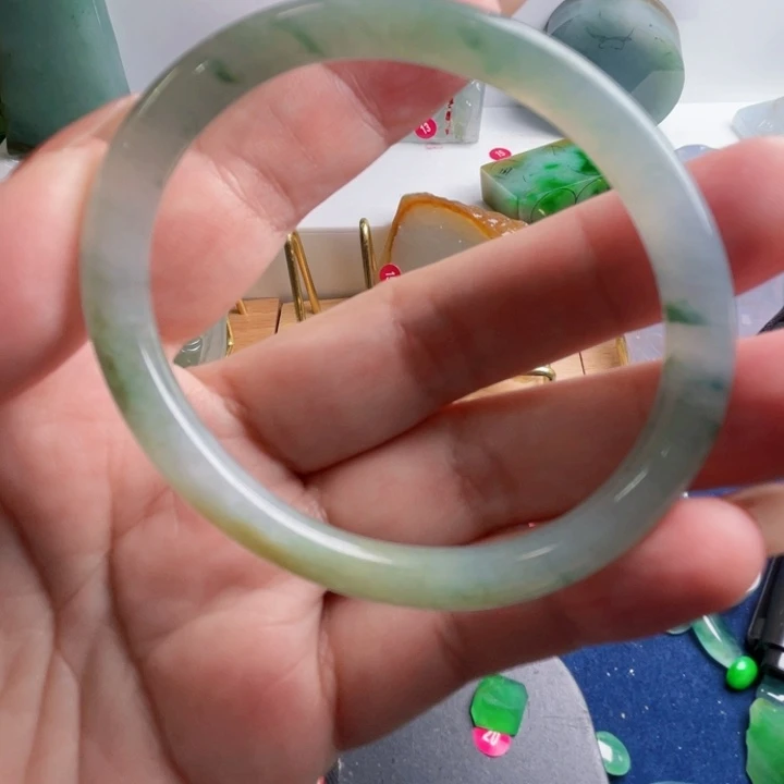 翡翠未镶嵌颈饰天然翡翠